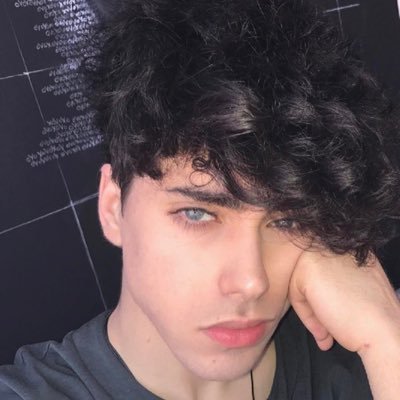 tbhnike's profile picture. 
