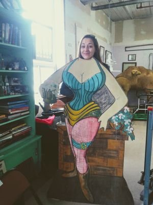 Proud Canadian, mother, animal lover, green, vase collector, coffee addict since '09.