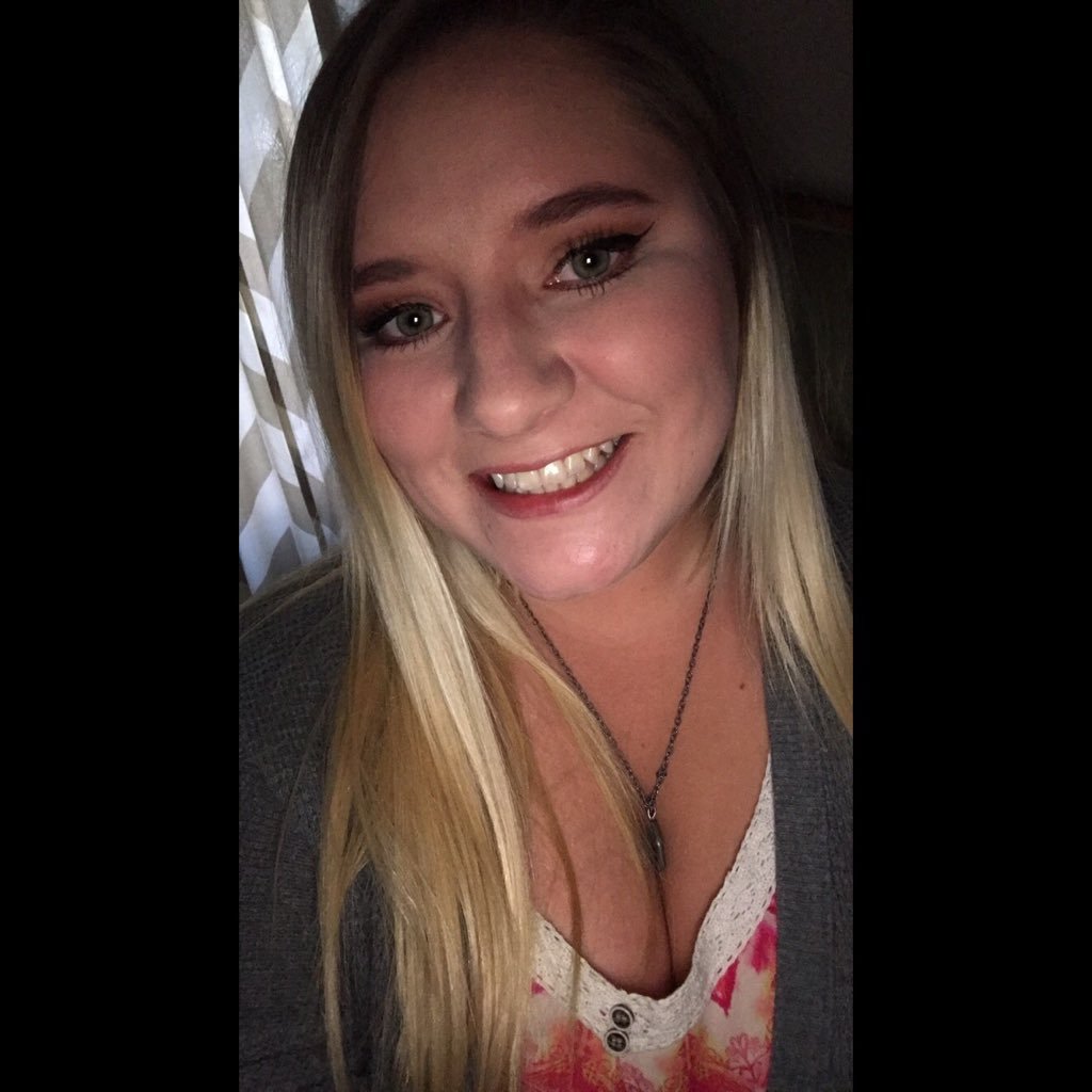 samami1220's profile picture. Forget the risk and take the fall. If its what you want then its worth it all. ❤️