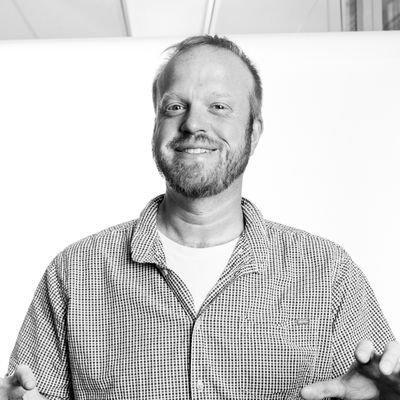 Graphic Web Designer | Left Handed | Creative Thinker | Random Thoughts | Baseball Fan