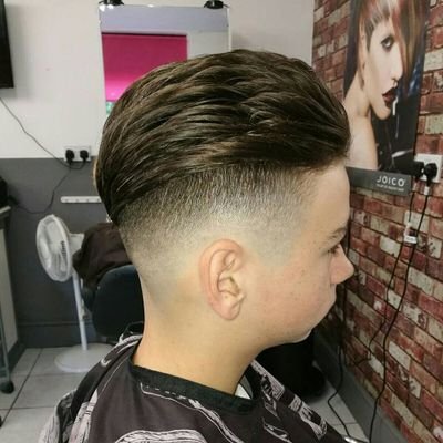 Hairdressers and barbers. specialising in colours, foils, spray tans, waxing, eyelashes, gents cuts, kids cuts, beard shape and trim, hot towel wet shaves