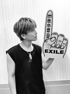 JsbSuzuha's profile picture. 1 (💓)岩田剛典 白濱亜嵐 黒木啓司 登坂広臣 今市隆二 佐野玲於 藤井萩花 鷲尾伶菜 川村壱馬 (💕)LDHファンとつながりたい(🐻)無言フォローすみません フォロバ306%👍
@T_IWATA_EX_3JSB本当に大好き💓

@suzuha130905←本垢です🐸❤
