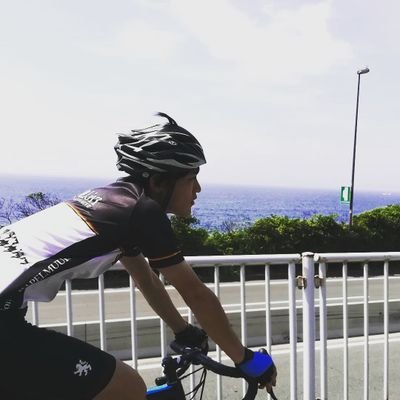 ロードバイク好きな人乗ってる人気軽にフォローして下さい。メッセンジャーやってます