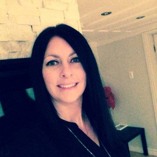 MerdeveneJulia1's profile picture. 😊😊