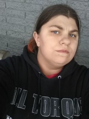 loveyoualway4l1's profile picture. What up
