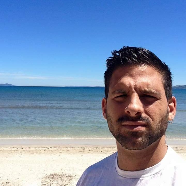 Fanfa28354496's profile picture. 