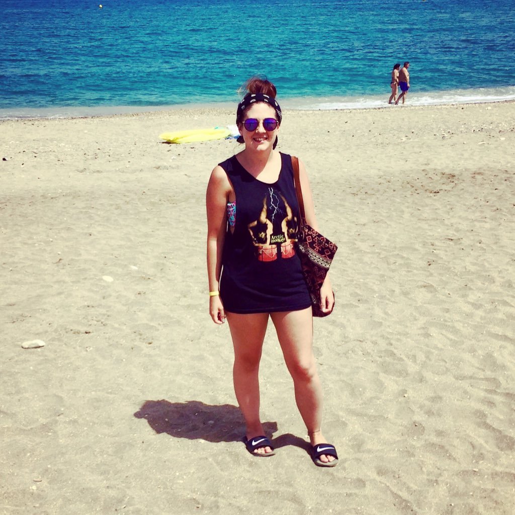 jessjessjessdoc's profile picture. love is free and life is cheap ✌️