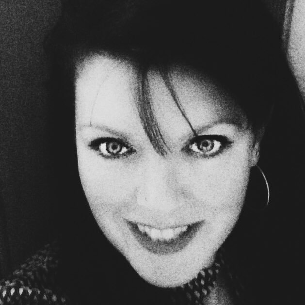 vonnie_32's profile picture.  Apple Distinguished Educator-2013. P3/2 class teacher in WDC