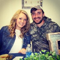 Liz (@lizzietank7) 's Twitter Profile