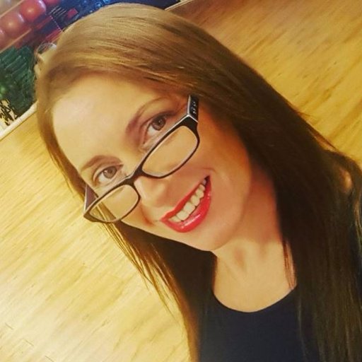 Boutique Studio & Online Fitness Business owner, Holistic Therapist & Reiki Master. Passionate about health, wellbeing & happiness.