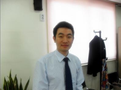 공인노무사
- 기업 자문/기업 인사컨설팅/해고/산재/임금체불,체당금 등 각종 노동문제 상담 환영
