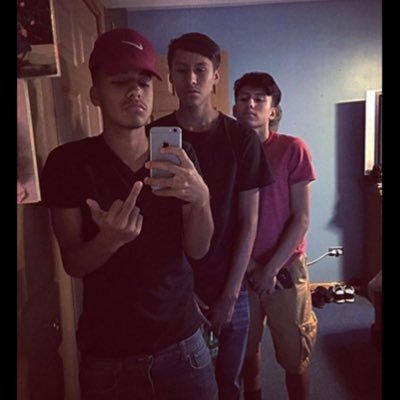 ItssJoel's profile picture. Issa savage