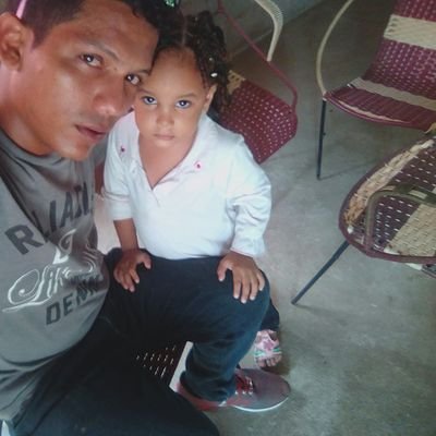 lesterrivas59's profile picture. Ser feliz cuesta en la vida