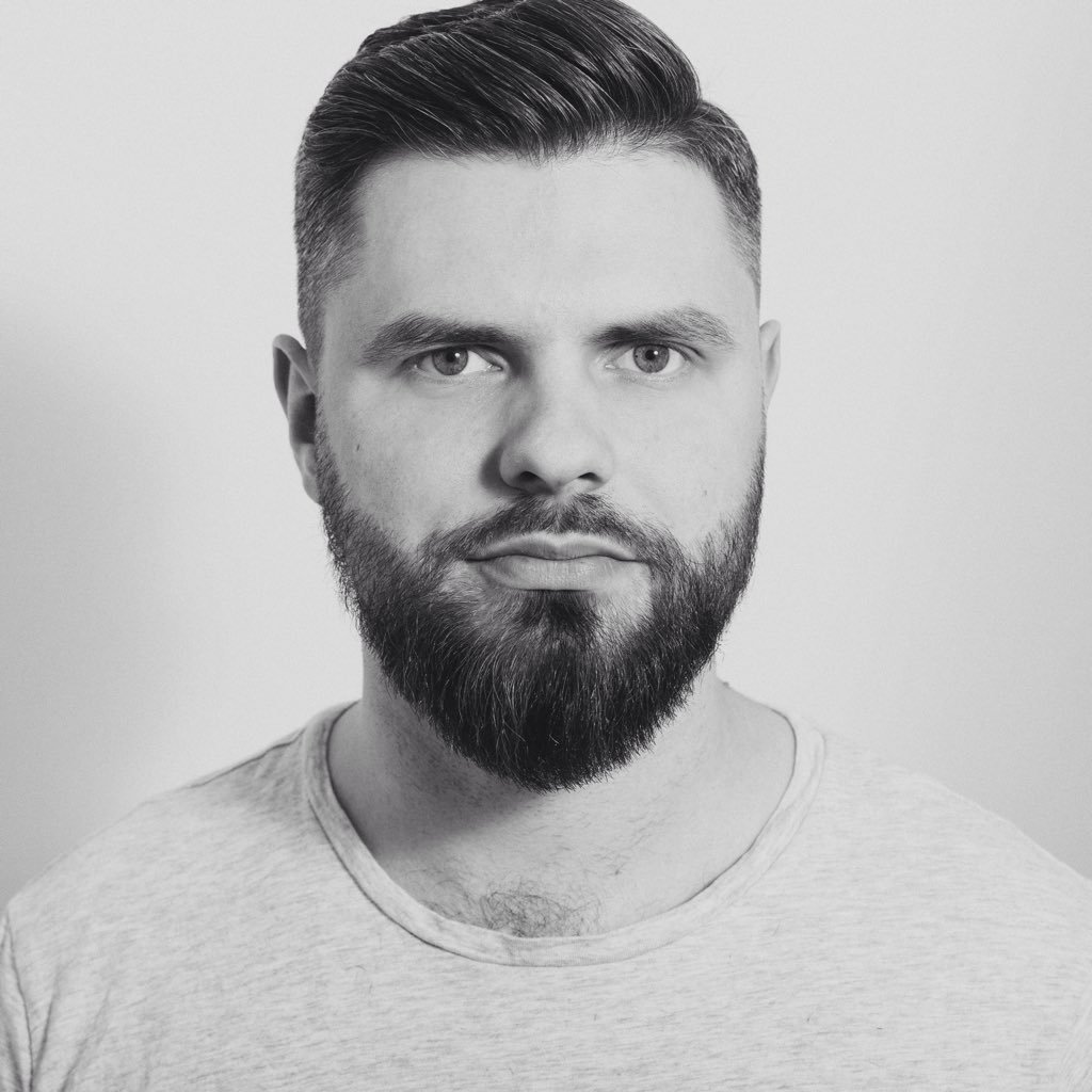 Web Developer & Co-founder of Owls Department (https://t.co/gpHn12UGB9).
