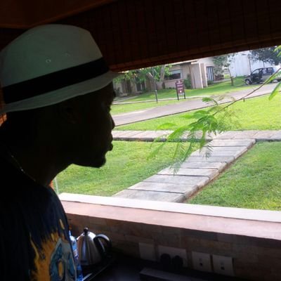 IT consultant!
soccer/music/basketball/politics
do wat u love but don't let it kill you - always remember u are incharge of ur life, ur life ain't incharge of u