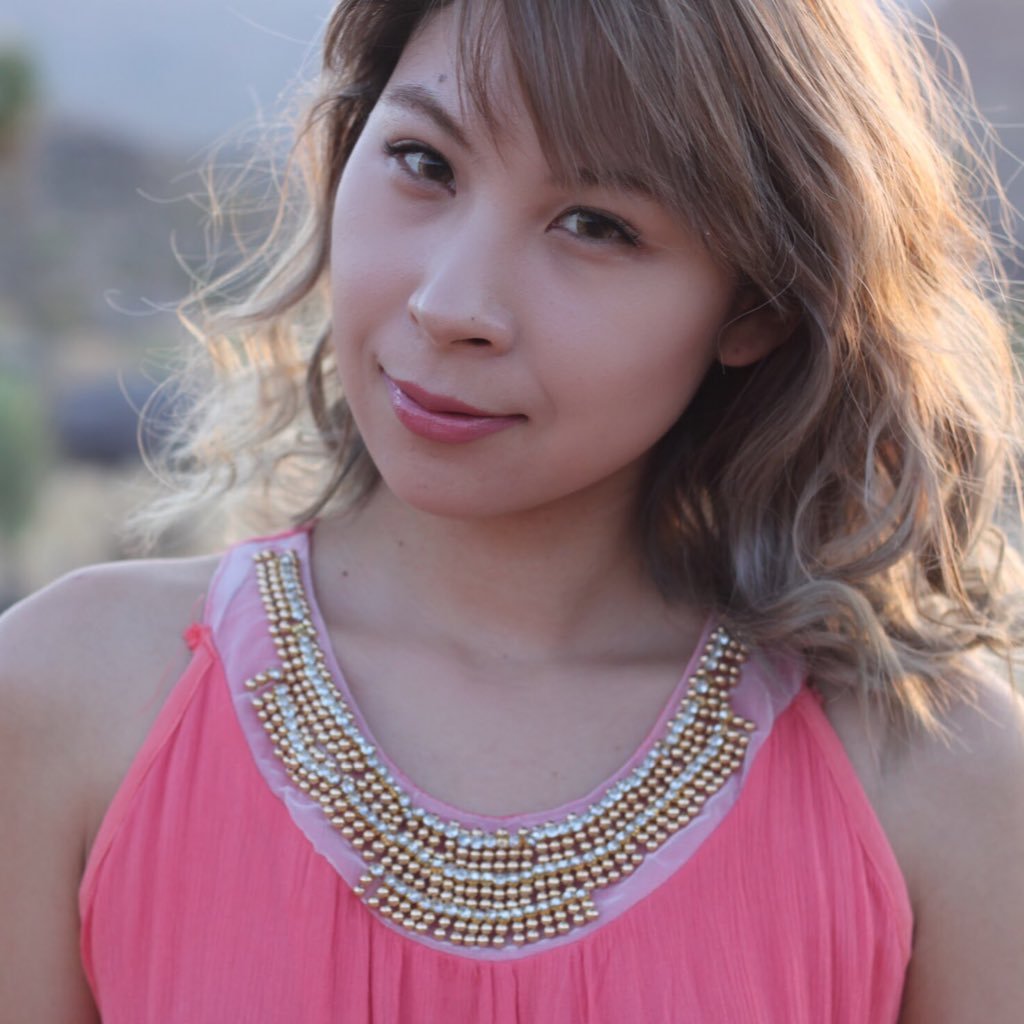 whimsicalfawn's profile picture. Content Creator