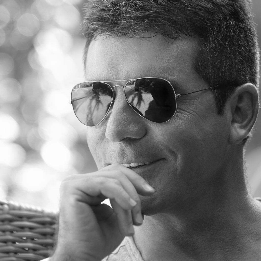 Simon Cowell Profile