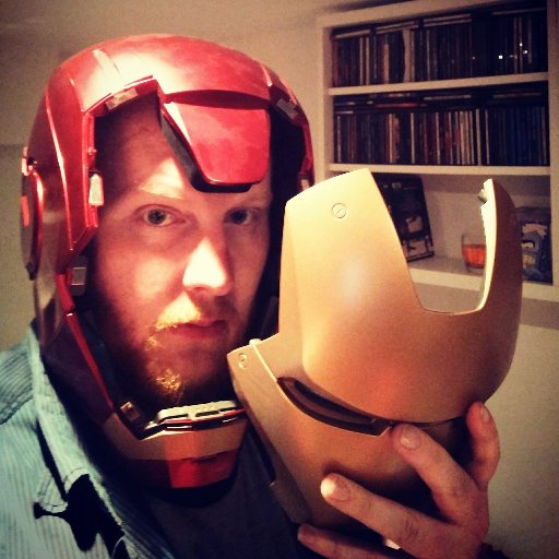 Éternel curieux.
Geek, dev & entrepreneur.
