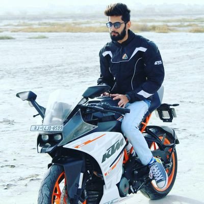 anirudesharma's profile picture. Developing my humour day by day ;)