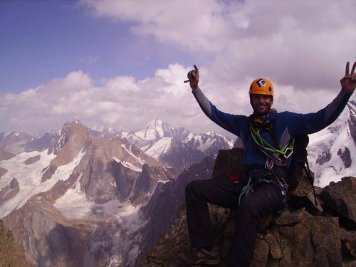 mark_at_sparc's profile picture. Physiotherapist at SPARC. Seeker of good fortune, adventure & people.