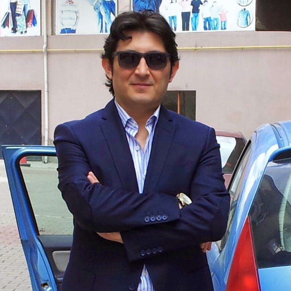 abormen's profile picture. Paylaşımlar geyiktir.
Bilgi, yorum ve tavsiyeler kişisel görüşlerimdir, YTD.
SPK Lisanslı Gayrimenkul Değerleme Uzmanı / Mühendis 👷🏻‍♂️
📈 Borsa
💵 Eurobond