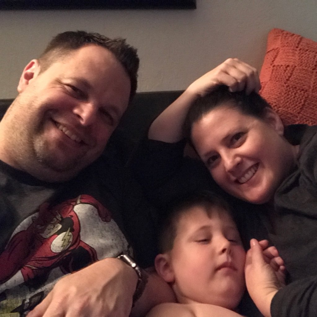 Husband and Father| Tech Geek | loving Elixir and still tolerating Ruby on Rails