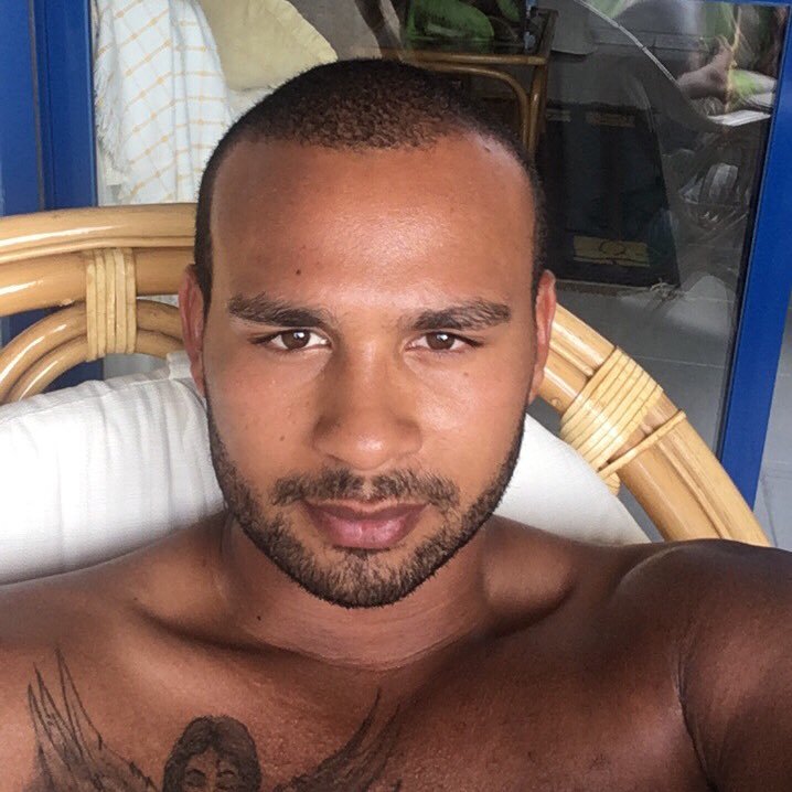 Sealey_21's profile picture. Instagram: sealey21