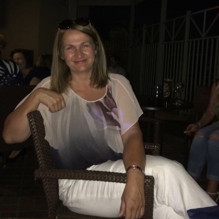 pamrob18's profile picture. Views are my own 😊