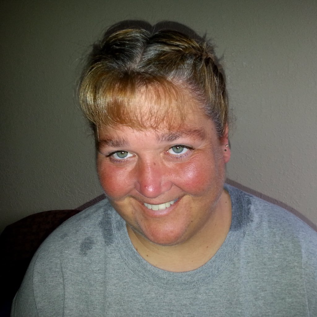 Arepie75's profile picture. 