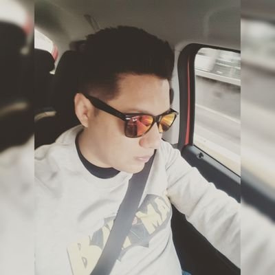 blizzfang's profile picture. RAVE/P.L.U.R./JUGGLING /MX D.F /PSYTRANCE-GOA/El hombre que no es afectado por los sentidos; ni por el placer ni por el dolor, éste es merecedor de vida eterna.