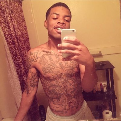 Chase the paper like I'm hunting 😈💯💸💰 LLKD ND JOSH 🙏🏽😇 Motown 🔫💸🔌📍 ashonti😘❤️😍