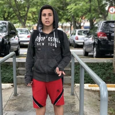 #Gagui1M 
😍❤Gagui é lindo e perfeito❤😍
OFC:17/05