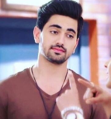 Addicted to Zain Imam 😘 Love @ZainImam01 ❤️
followed by Zain!! 😍