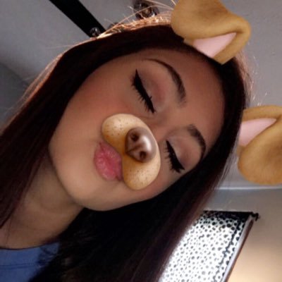 19 y.o #Goddess | No pay, No play 😴 | #Findom ✨ #PayPig 🐷 #FootFetish #CashSlave💰💅🏽 | I want to control your mind and wallet 😋💵 | 🚫 $30 UNBLOCK FEE 🚫