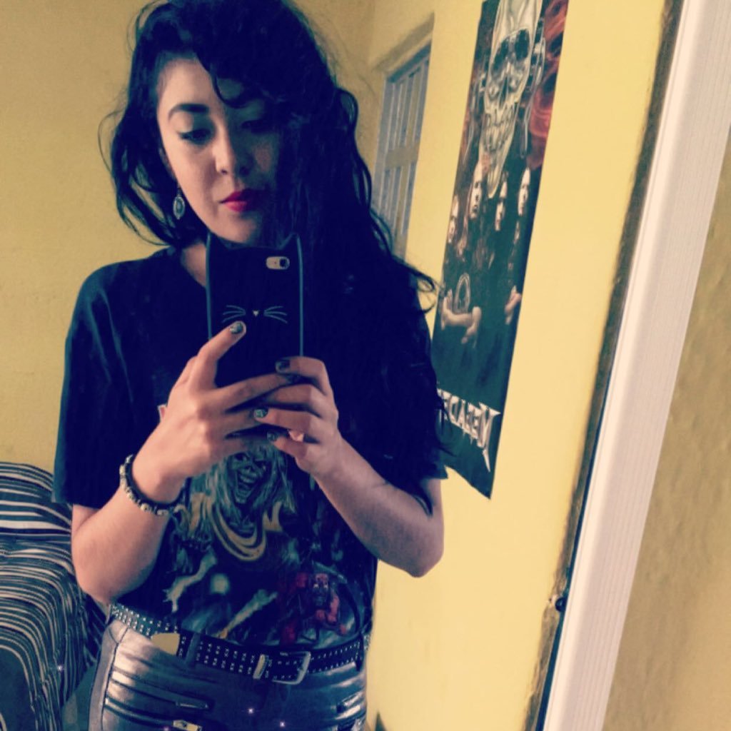 Writer|psychologist|painter| guitar player in BLACK WINGS|poet|my life is music|art| Metalgirl \m/