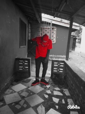 SwizMr's profile picture. Am just a cool kid trying to be a star like reekado bank ♥