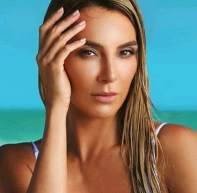 💚Nunca deixe de sonhar💚 Apoiando 100% a nossa Actriz ELIZABETH GUTIERREZ @Elygutierrez19  🍀💚 Delegada
: Regina Santos  com sede na Tijuca💚