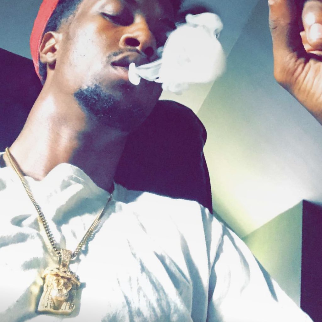 New page ! New Life ! New Bitches , Old Money, same nonchalant attitude toward these hoes..#MhmWhatEver #StillGoneLetMeFuckWhenever 🤷🏾♂️🤷🏾♂️