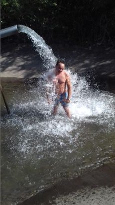 zup0196's profile picture. 