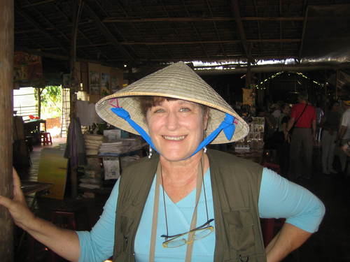 Tour guide- kosher tours to China, Vietnam/Cambodia, Ecuador/Galapagos Islands/Peru