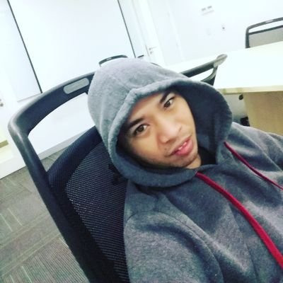 derck89's profile picture. I'm a music lover | Dreaming to be a DJ/Remixer | IT Helpdesk