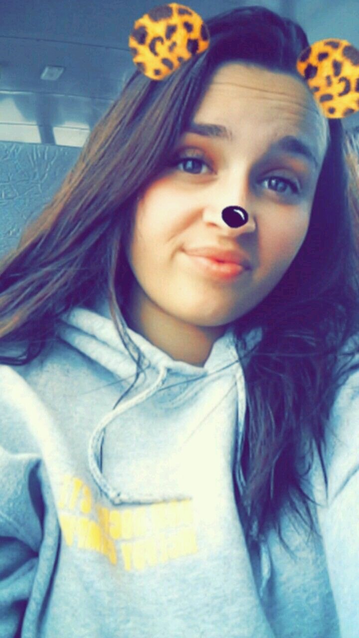 beca_lynn_'s profile picture. ~Taken by the best😍 1/1/17
~TC3 bound🎓