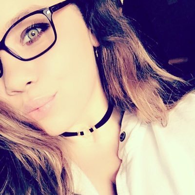 SARRIAHG's profile picture. Doctor in the making💉 With God as my witness I will strive to be the best me. SA, TX 📍 F.T😻