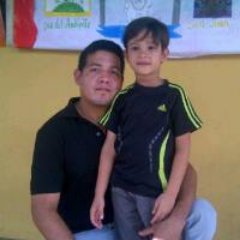 padre de 4 anti-comunista anti-chavista y toda esa peste que nos gobierna esperanzado por la patria libre para nuestros hijos, maldito maduro