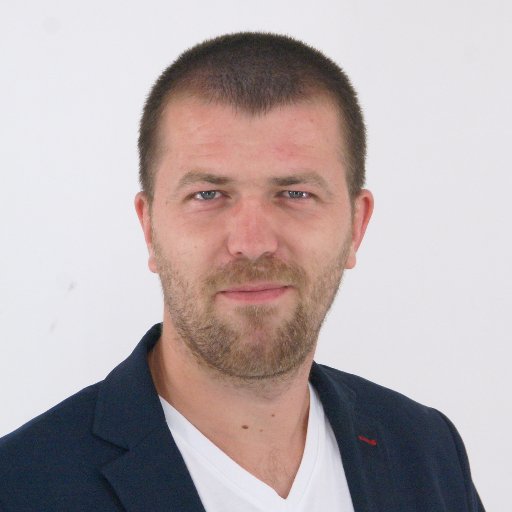 AndreiPopa1235's profile picture. Programmer in After Effects. So not a real programmer, nor a real Motion Graphic Artist. I have a league of my own :D