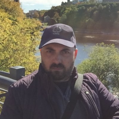 Zardiaz's profile picture. Curioseando.