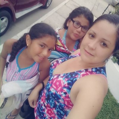 fym_itz_jazmyn's profile picture. "Live life to the fullest"❣️