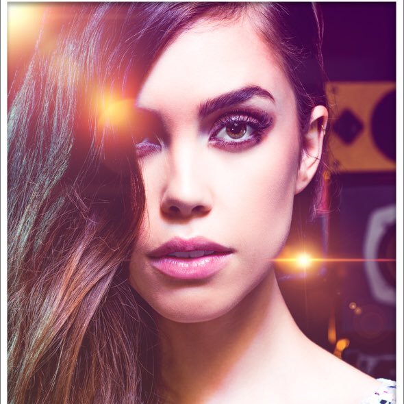 ColetteMonCheri's profile picture. #rockthedress with Colette for Mon Cheri Instagram @coletteformoncheri