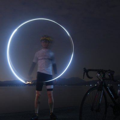 Headlines_zqs's profile picture. 