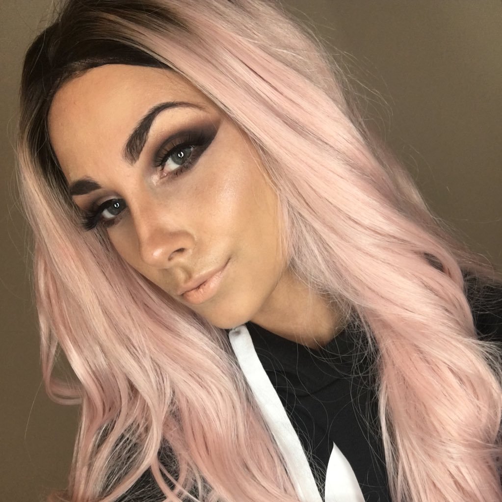 francescafoxmua's profile picture. Makeup Lover. Mommy. Forever Student. Addicted to Adidas and Dominos. SnapChat: FancyFoxBeauty